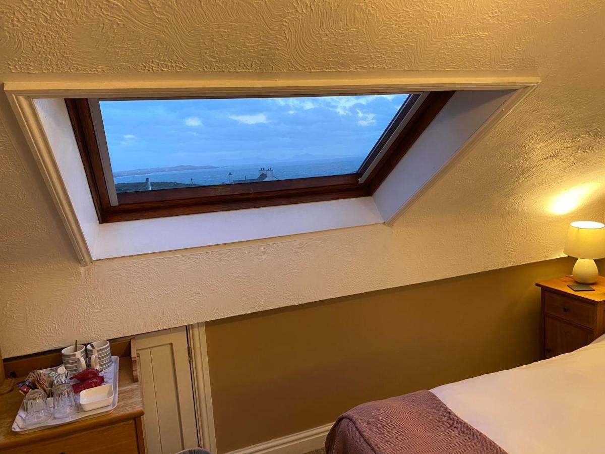 Blackthorn Farm Bed and Breakfast Holyhead Esterno foto